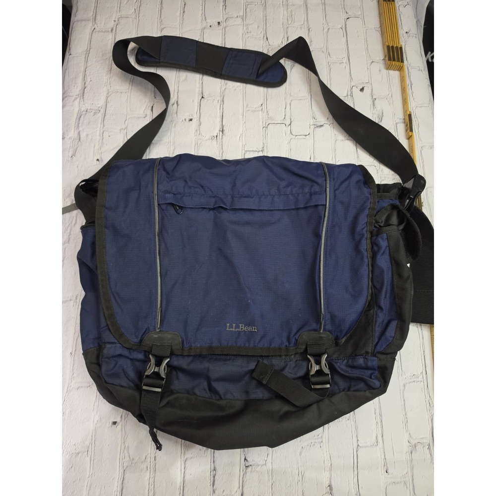 L.L. Bean Messenger Bag Blue Black 18" Nylon Mens Laptop Work‎ Travel Shoulder